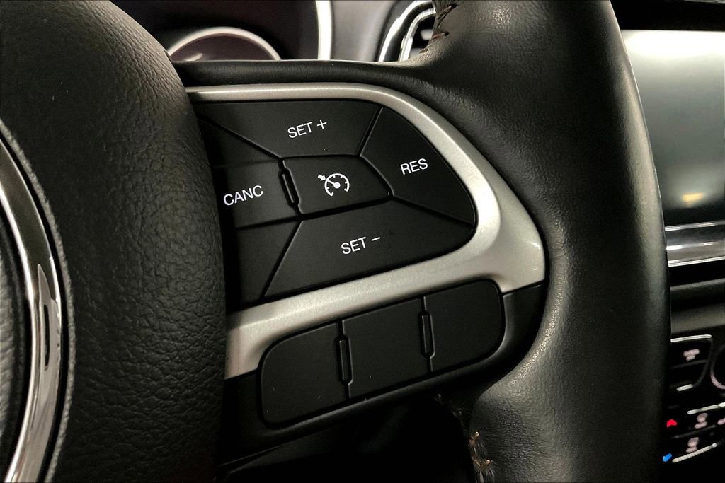 Used 2020 Jeep Compass Limited image 14