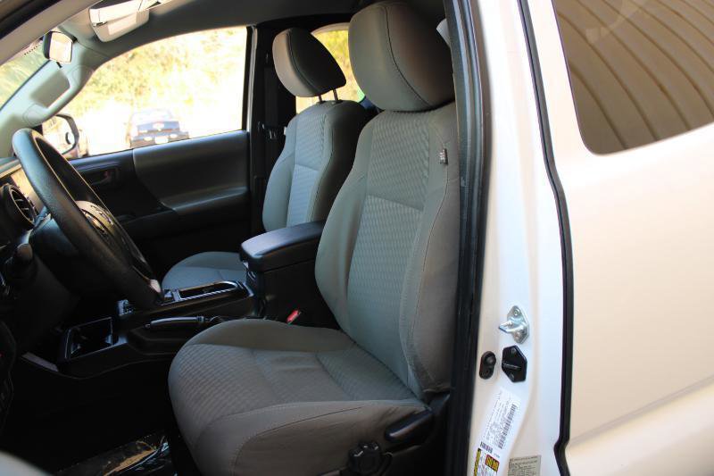 Used 2021 Toyota Tacoma SR RWD image 11