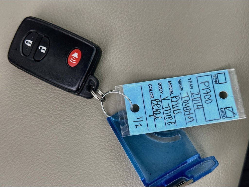 Used 2014 Toyota Prius V Three FWD image 36