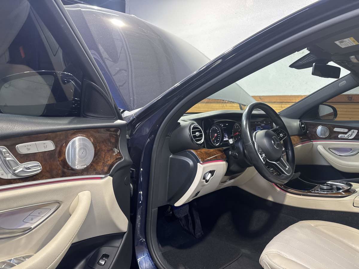 Used 2019 Mercedes-Benz E 300 4MATIC w/ Premium 1 Package image 15