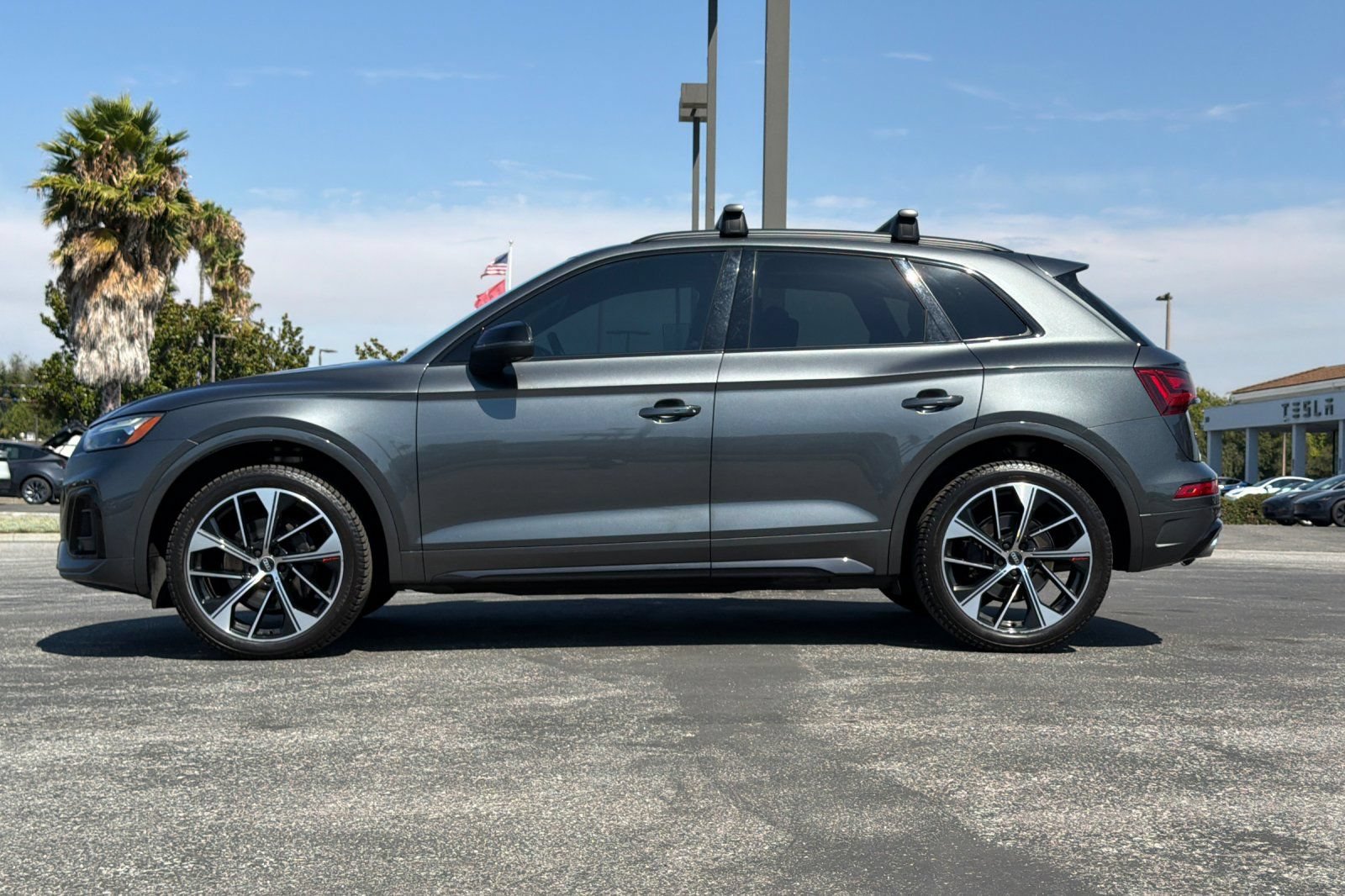 Used 2021 Audi SQ5 Premium Plus w/ Premium Plus Package AWD/4WD image 7