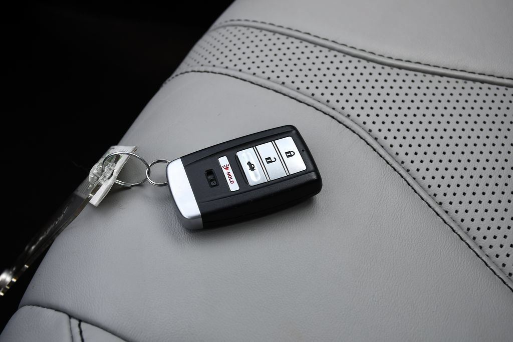 Used 2023 Acura TLX w/ Technology Package FWD image 25