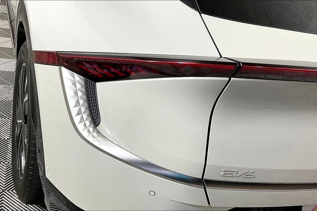 Used 2023 Kia EV6 Wind w/ Wind Technology Package image 28