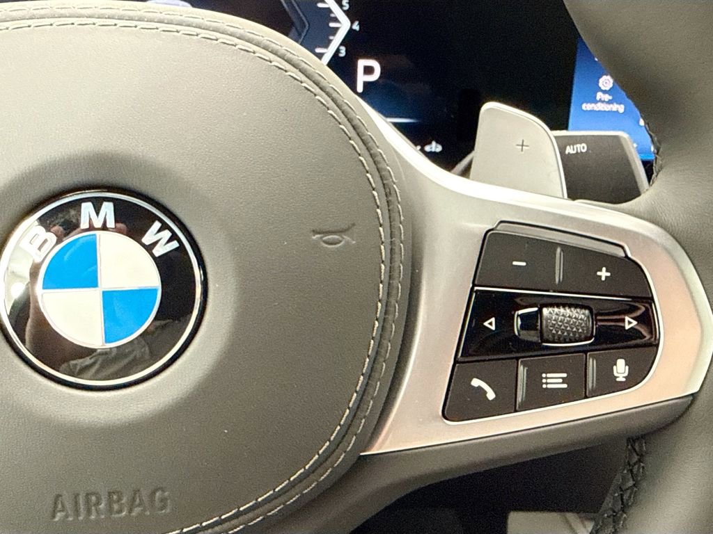 New 2026 BMW X6 xDrive40i image 12