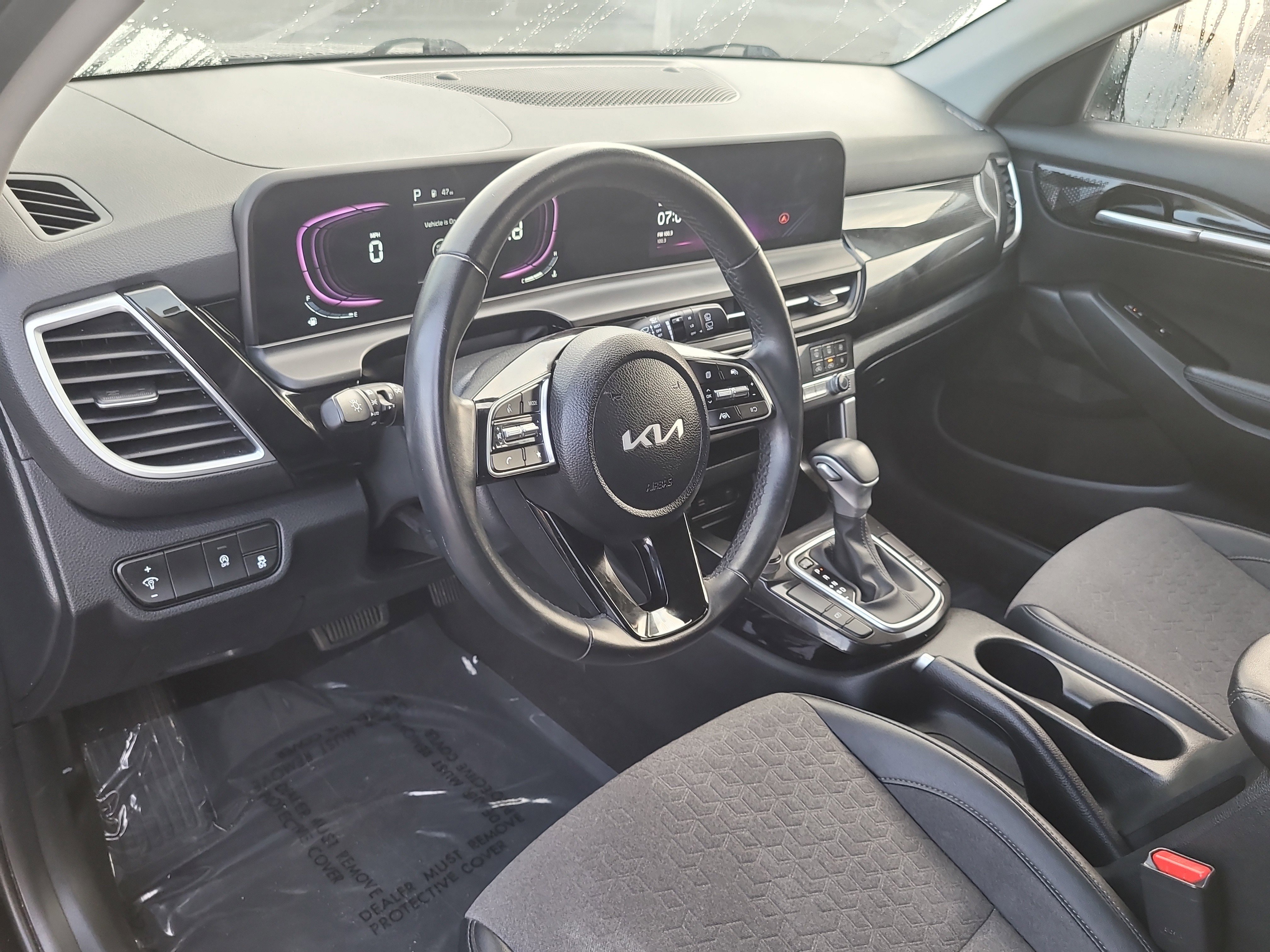 Used 2025 Kia Seltos S FWD image 19