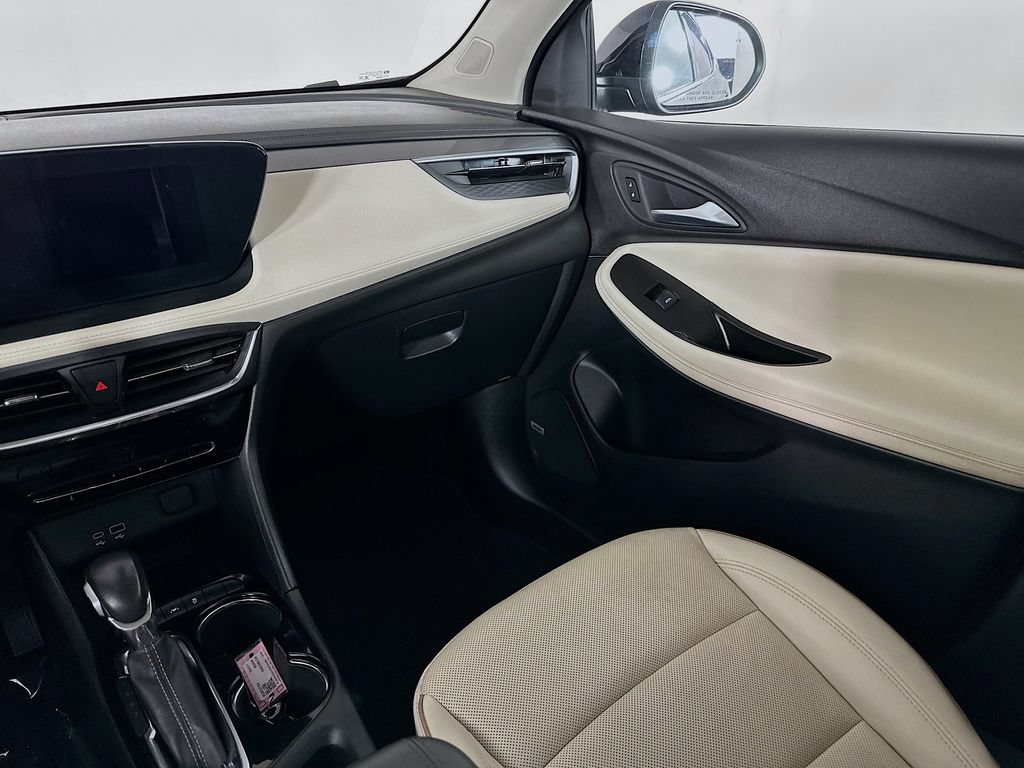 Used 2024 Buick Encore GX Avenir w/ Avenir Technology Package AWD/4WD image 31