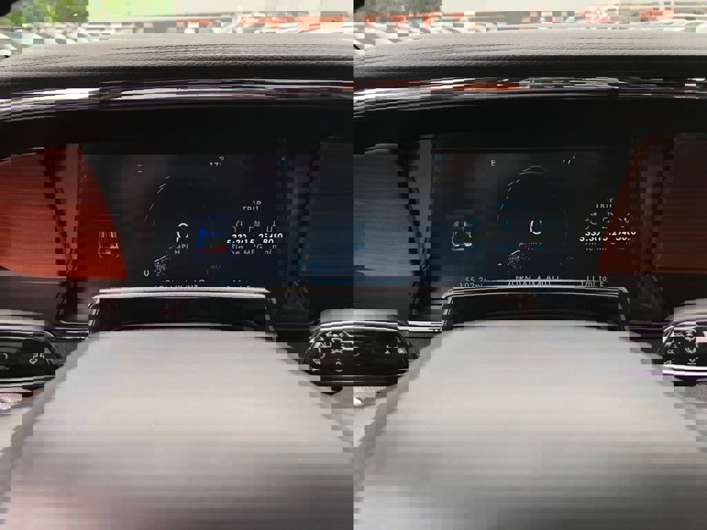 Used 2022 Lincoln Navigator Reserve image 18