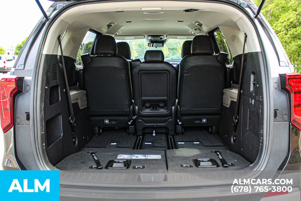 Used 2025 Kia Carnival FWD image 22