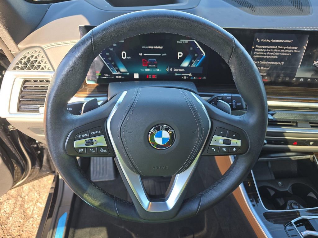 Used 2025 BMW X5 xDrive40i w/ Climate Comfort Package image 18