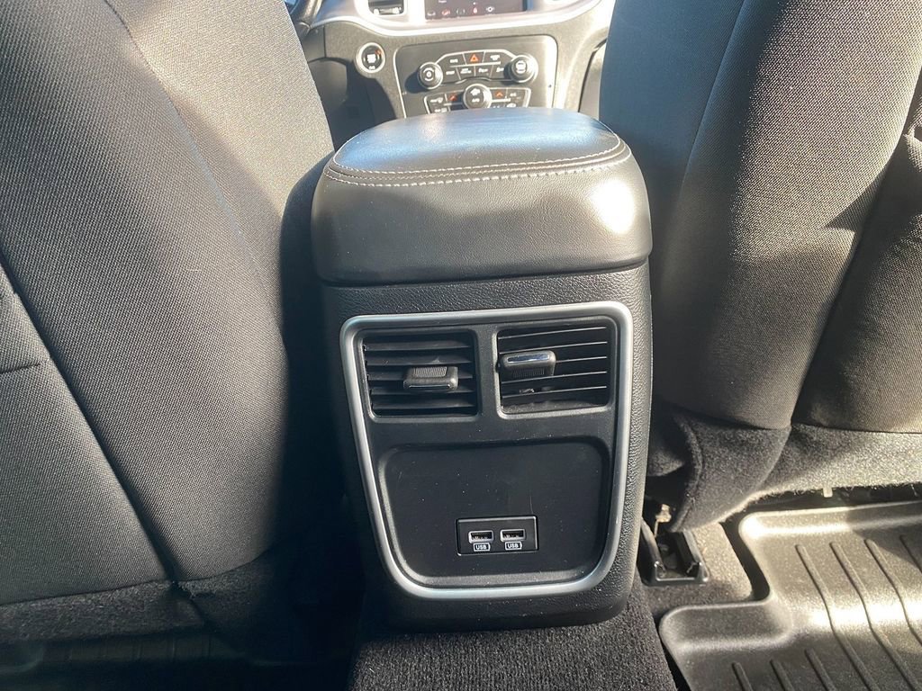 Used 2020 Dodge Charger SXT image 27