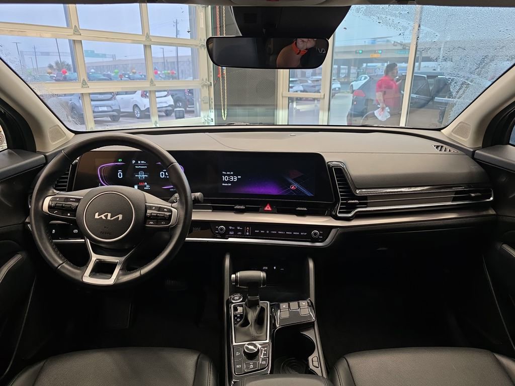 Certified 2025 Kia Sportage EX image 17