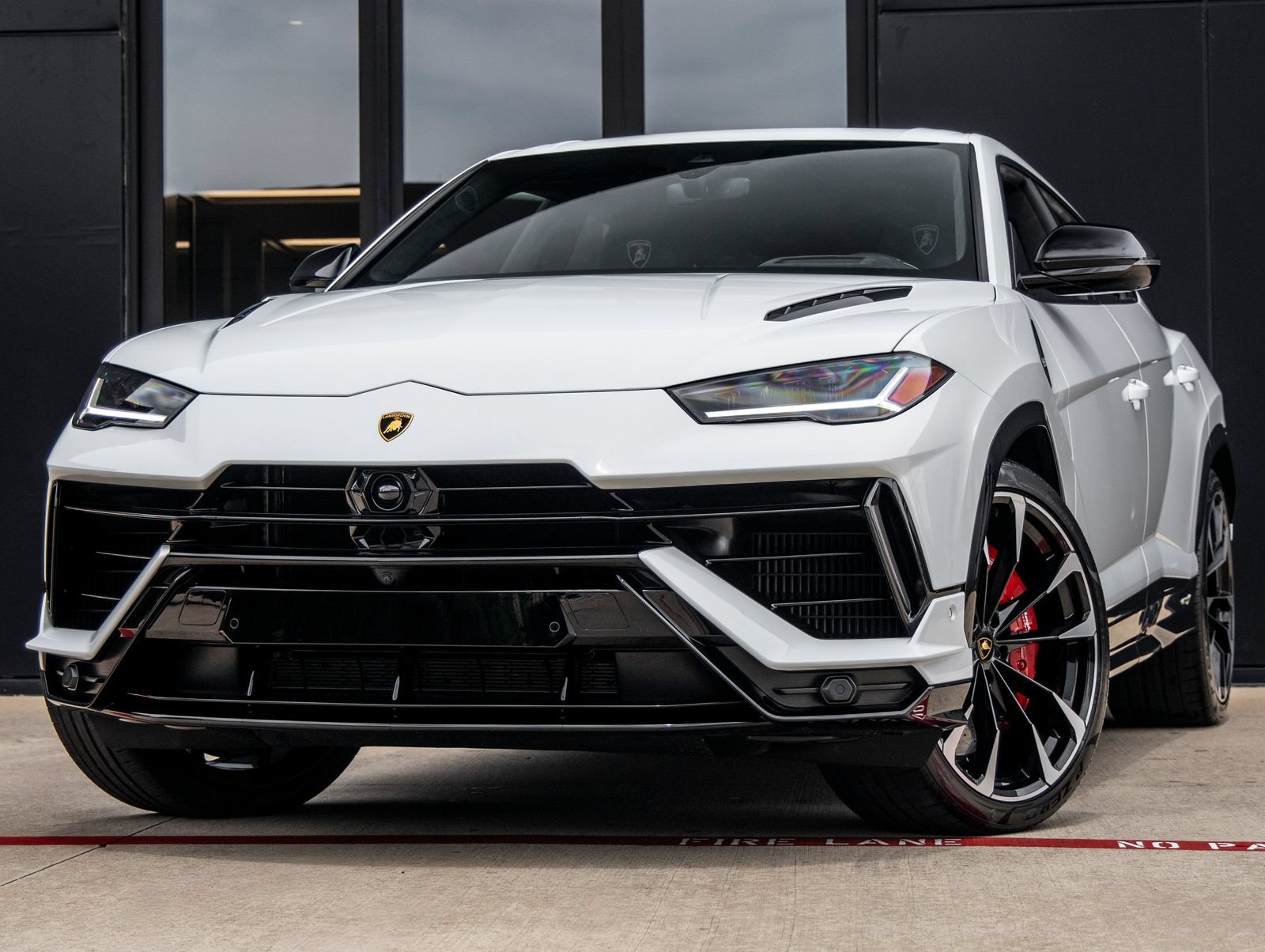 Used 2024 Lamborghini Urus S