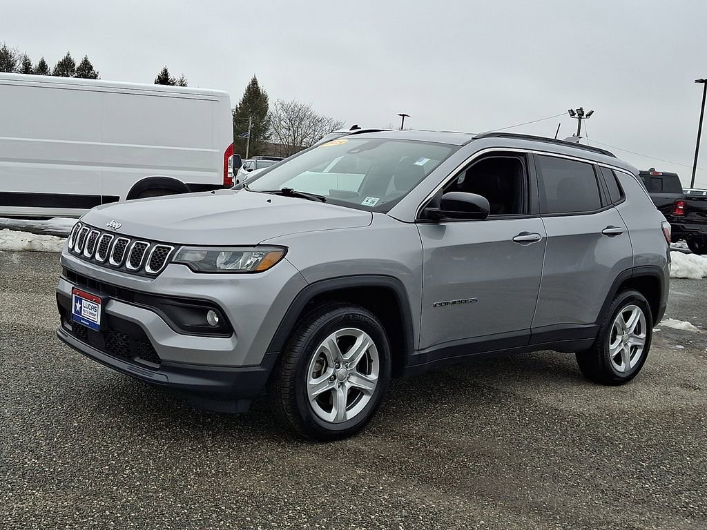 Used 2023 Jeep Compass Latitude w/ Convenience Group image 6