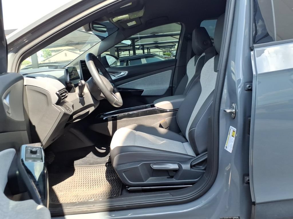 Used 2025 Volkswagen ID.4 Pro RWD image 17