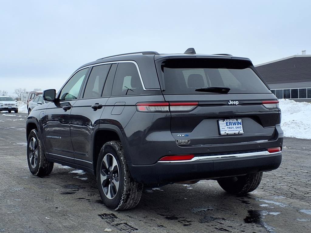 Used 2024 Jeep Grand Cherokee Limited 4xe image 38