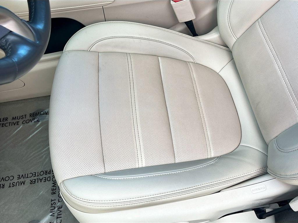 Used 2022 GMC Acadia Denali image 20