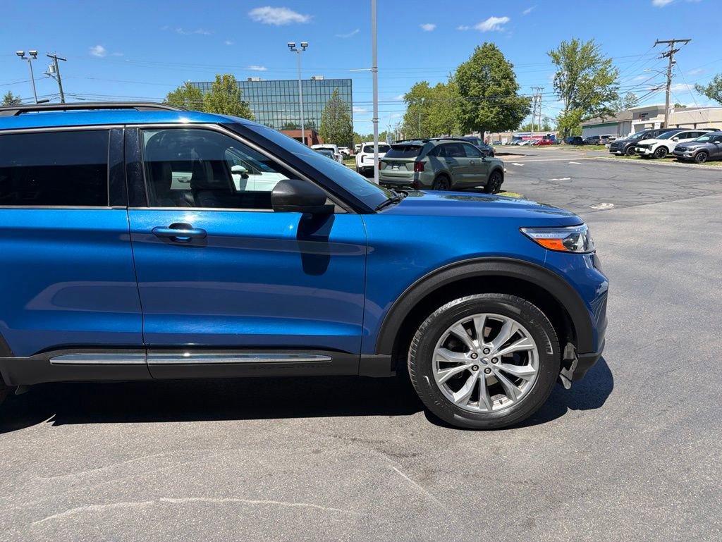 Used 2020 Ford Explorer XLT w/ Equipment Group 202A AWD/4WD image 6