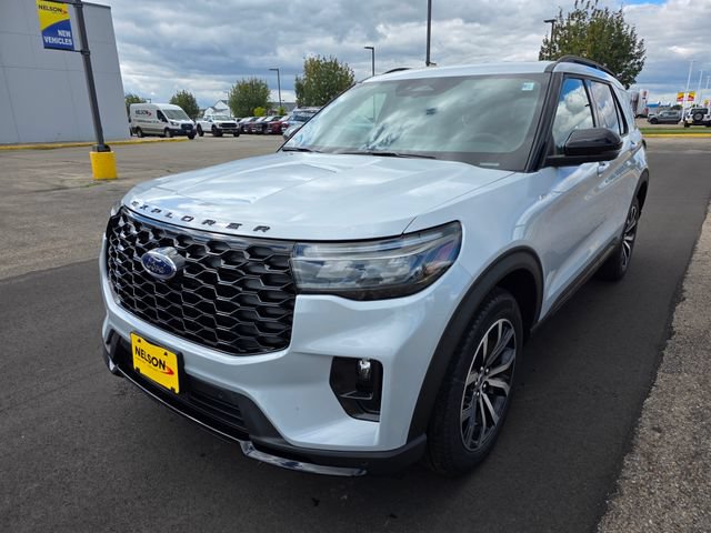 New 2026 Ford Explorer ST-Line AWD/4WD image 2