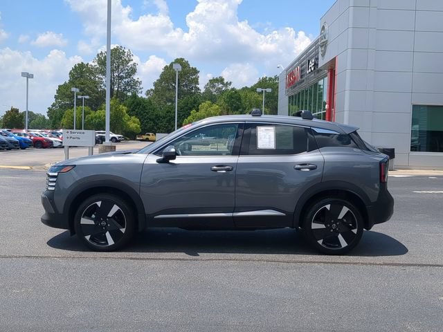 Certified 2025 Nissan Kicks SR FWD image 6