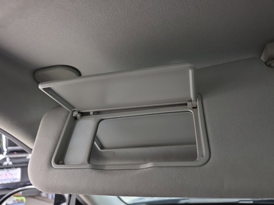 Used 2005 Kia Amanti image 24