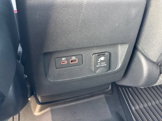 Used 2022 Nissan Frontier PRO-4X AWD/4WD image 13