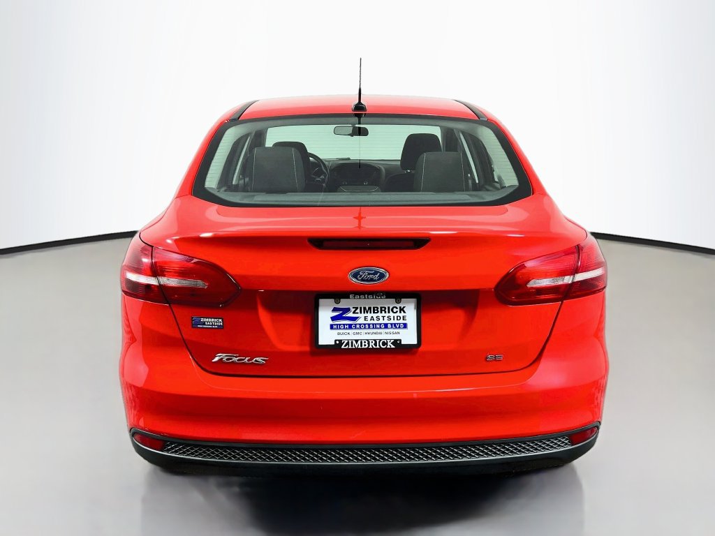 Used 2017 Ford Focus SE w/ Cold Weather Package FWD image 6