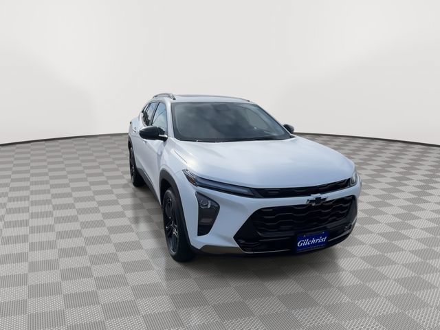 New 2026 Chevrolet Trax ACTIV w/ Sunroof Package FWD image 3
