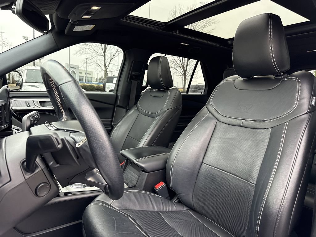 Used 2022 Ford Explorer ST w/ Equipment Group 401A image 12