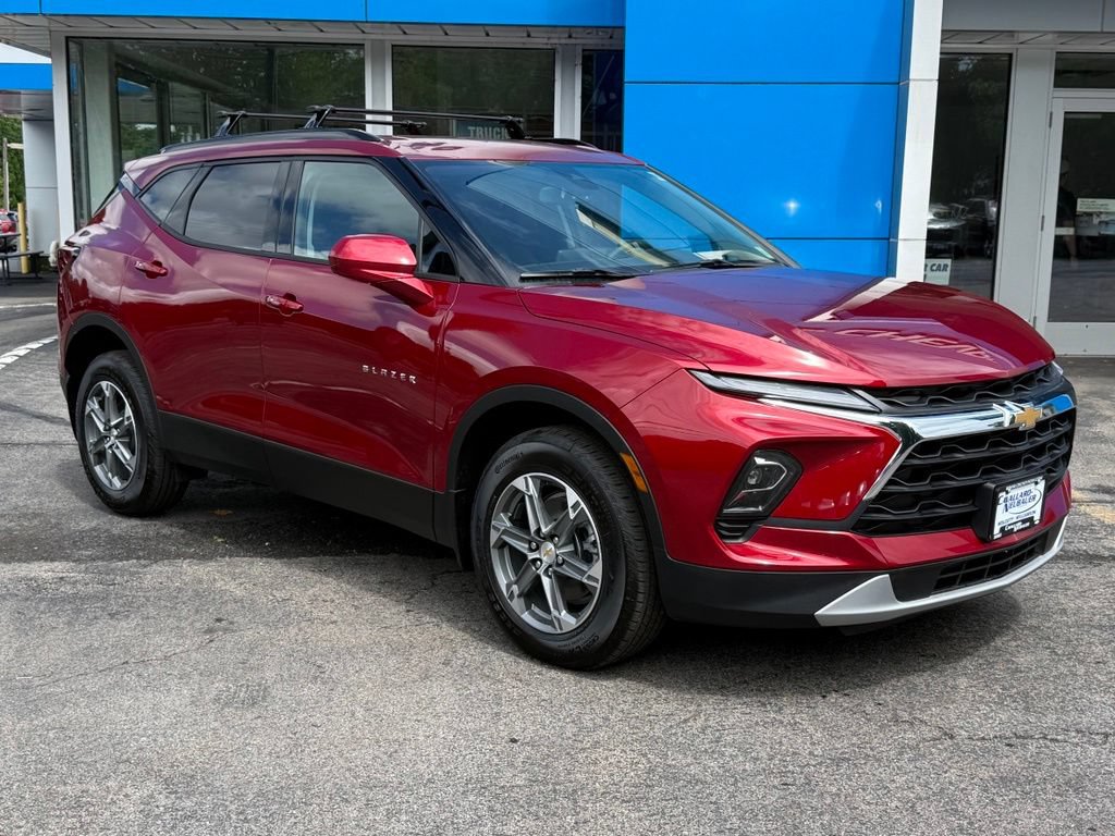 New 2026 Chevrolet Blazer LT w/ Convenience Package AWD/4WD image 3