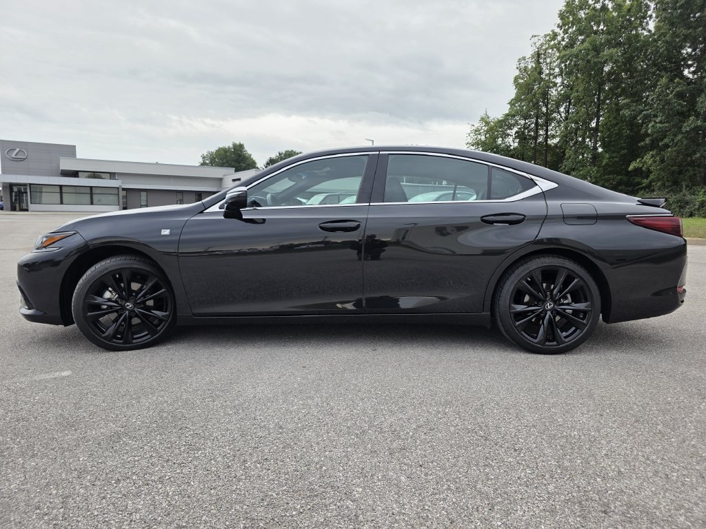 Certified 2024 Lexus ES 300h F Sport FWD image 6
