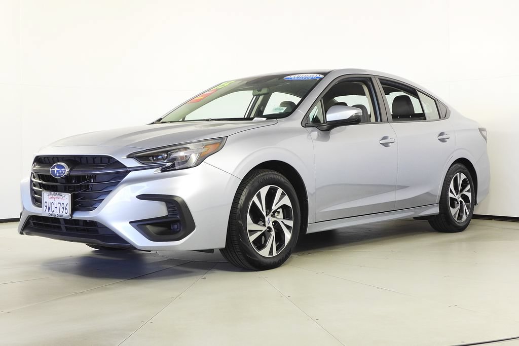 Certified 2025 Subaru Legacy Premium AWD/4WD image 2