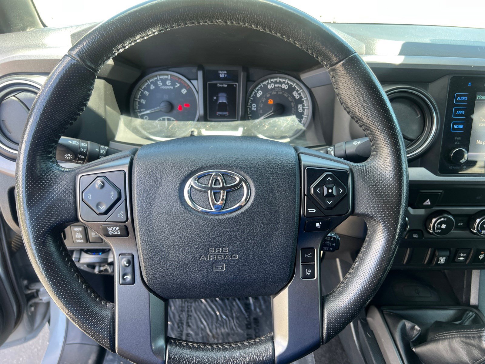 Certified 2019 Toyota Tacoma TRD Off-Road AWD/4WD image 12
