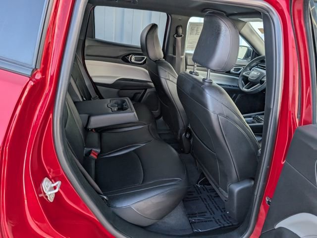 Used 2024 Jeep Compass Limited image 28