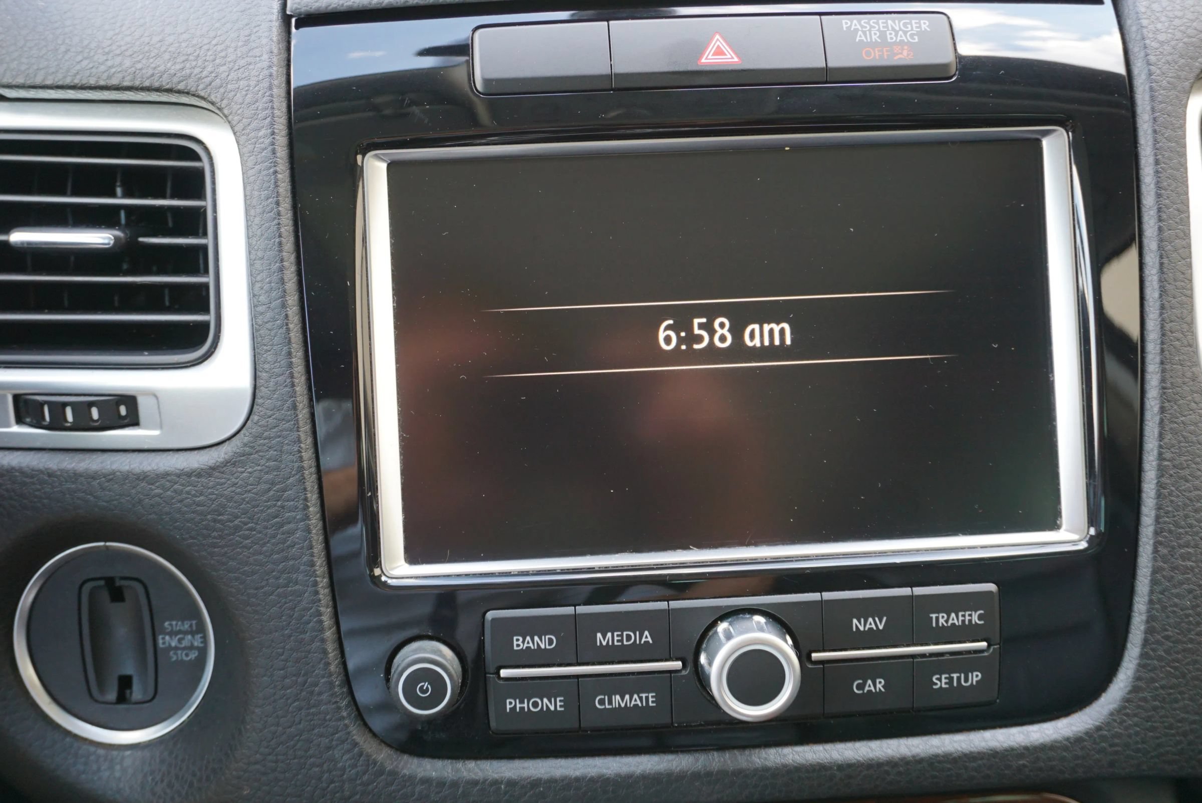 Used 2014 Volkswagen Touareg Sport AWD/4WD image 26
