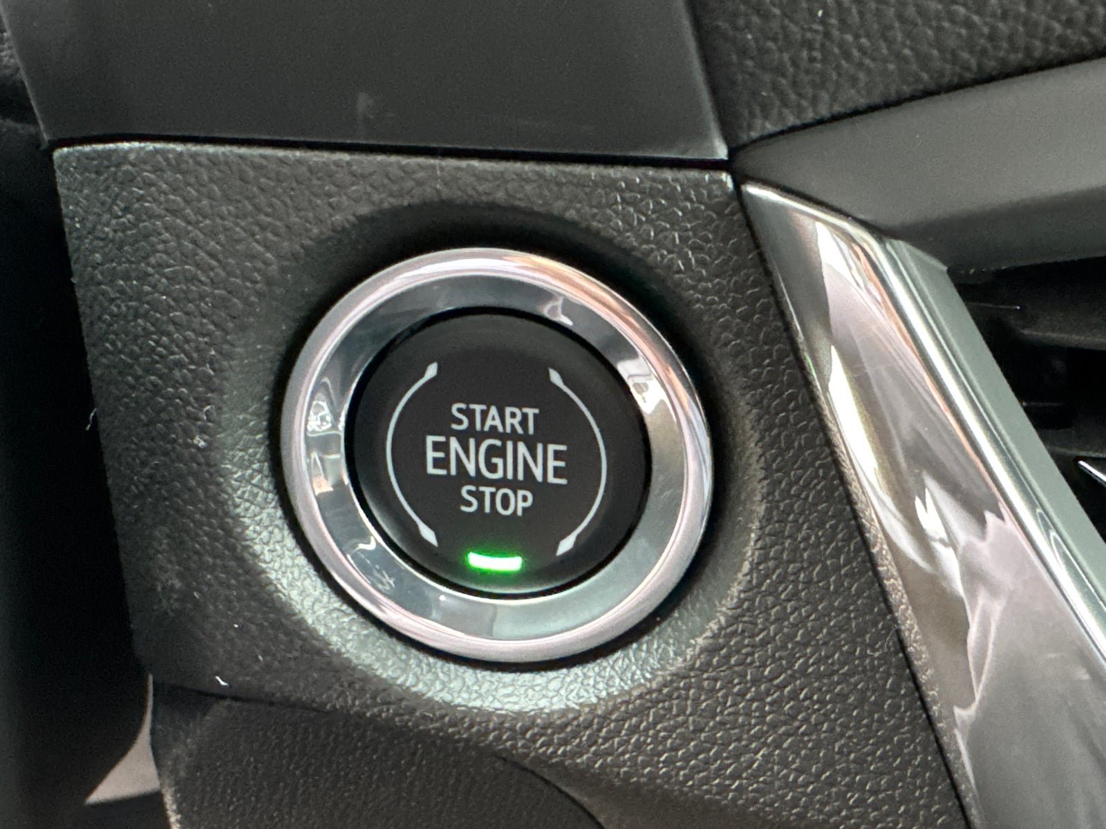 Used 2026 Buick Encore GX Sport Touring w/ Comfort Package FWD image 31