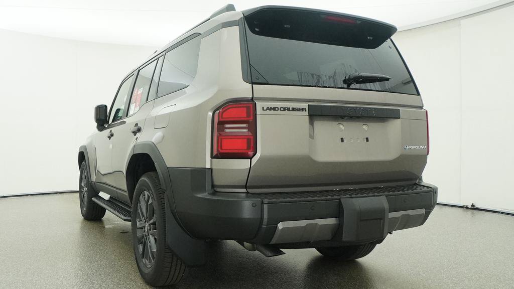 New 2027 Toyota Land Cruiser w/ Premium Package AWD/4WD image 25