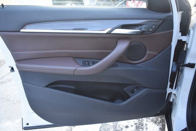 Used 2018 BMW X1 xDrive28i image 14