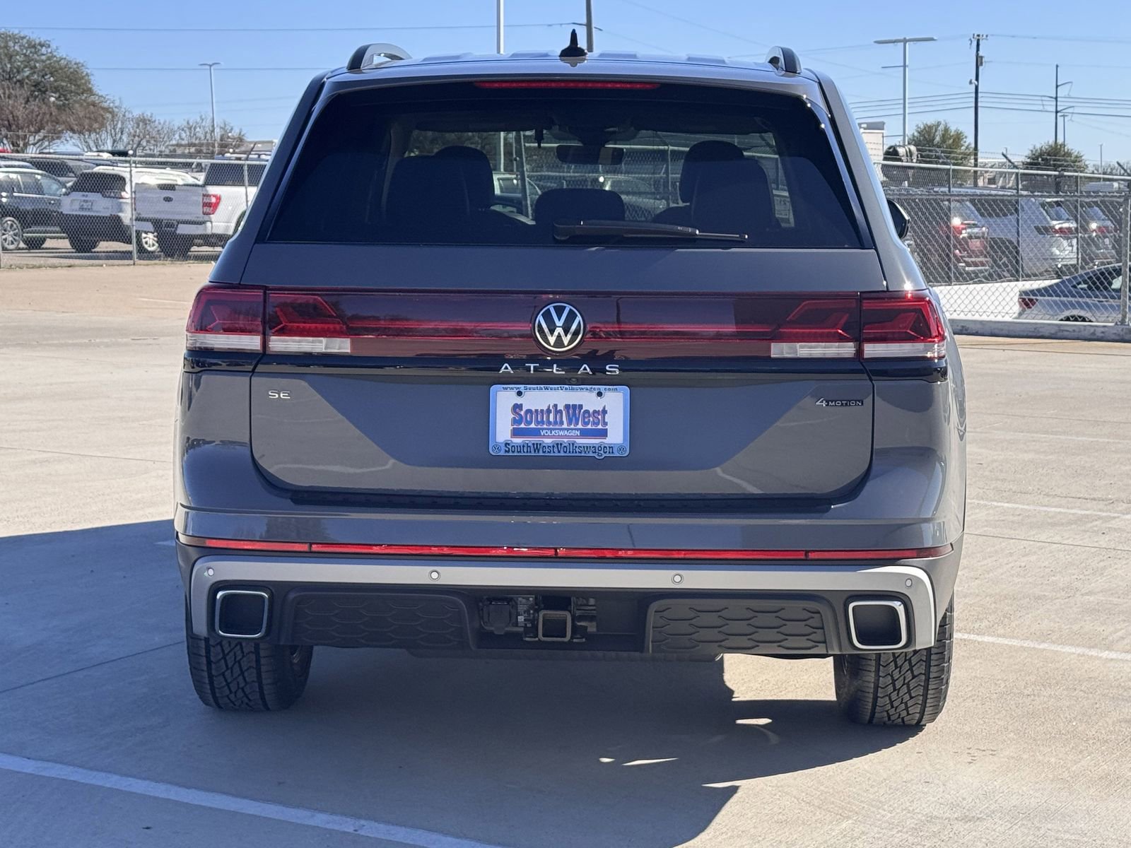 New 2026 Volkswagen Atlas Peak Edition image 5