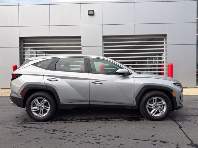 Used 2026 Hyundai Tucson SE FWD image 7