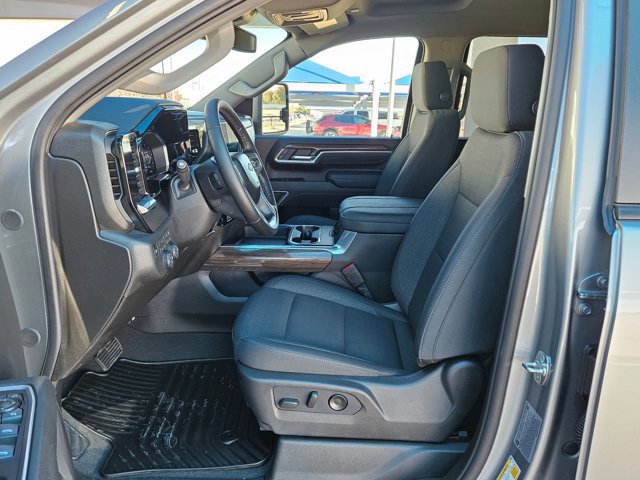 New 2026 Chevrolet Silverado 2500 LT image 15