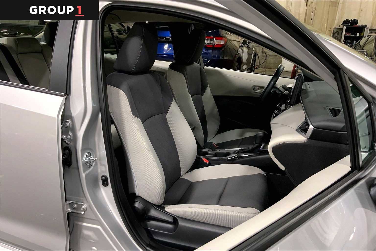 Certified 2025 Toyota Corolla LE FWD image 9