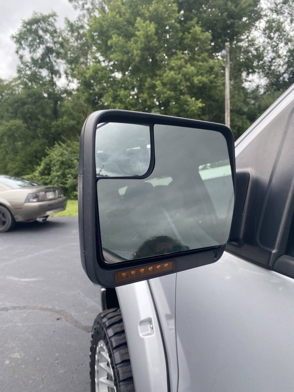 Used 2013 Ford F150 XLT w/ Mid Equipment Group AWD/4WD image 9