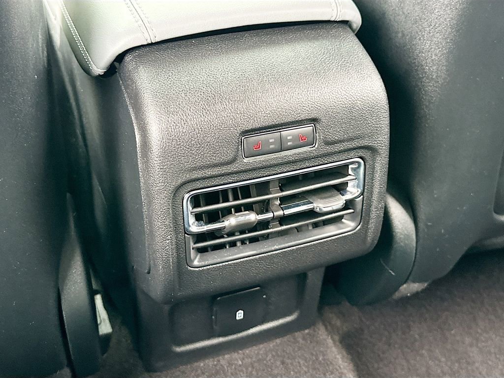 Used 2022 Lincoln Corsair FWD w/ Premium Package image 26