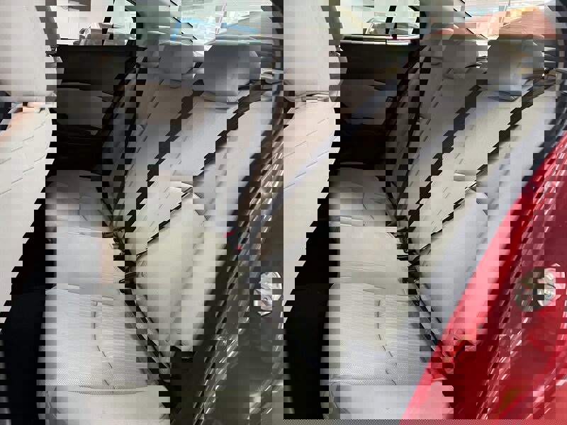 Used 2015 MAZDA MAZDA3 i Sport image 20