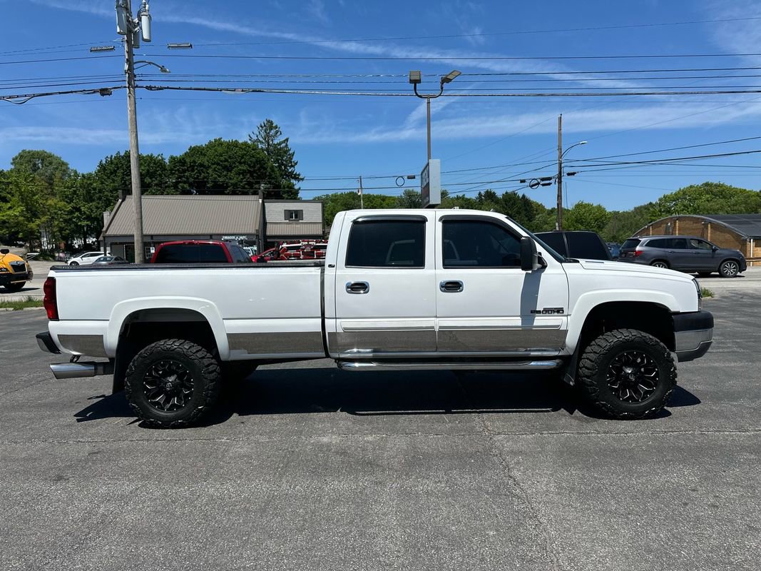 Used 2004 Chevrolet Silverado 2500 LT AWD/4WD image 6
