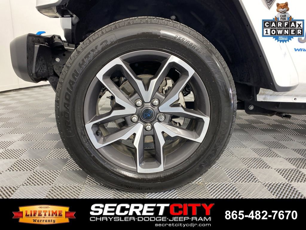 Used 2024 Jeep Wrangler Unlimited AWD/4WD image 9