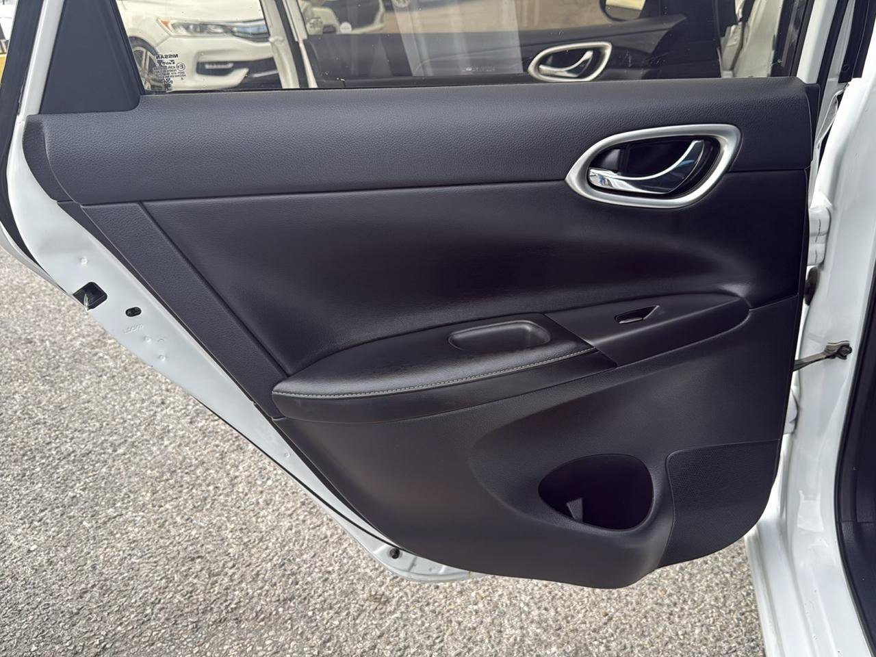 Used 2018 Nissan Sentra SL w/ Protection Package FWD image 15