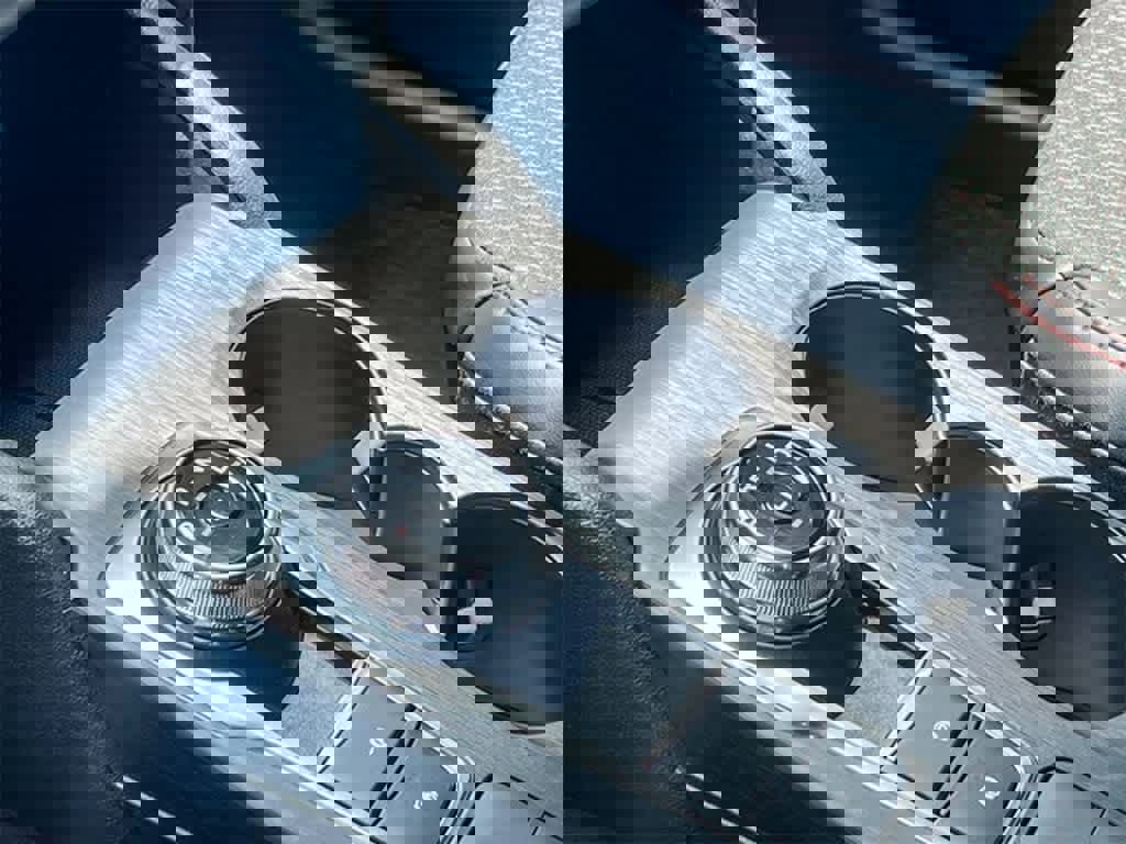 New 2024 Ford Escape ST-Line w/ Equipment Group 301A image 15