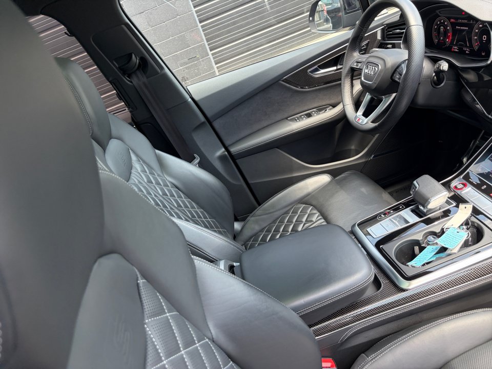 Used 2023 Audi SQ7 Premium Plus w/ Executive Package AWD/4WD image 32