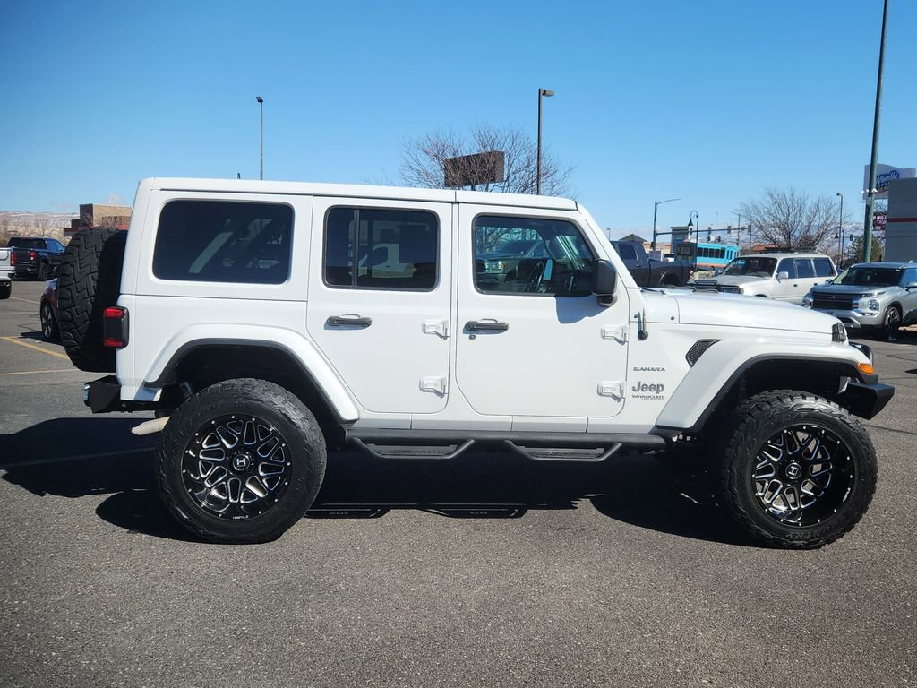 Used 2020 Jeep Wrangler Unlimited Sahara image 2